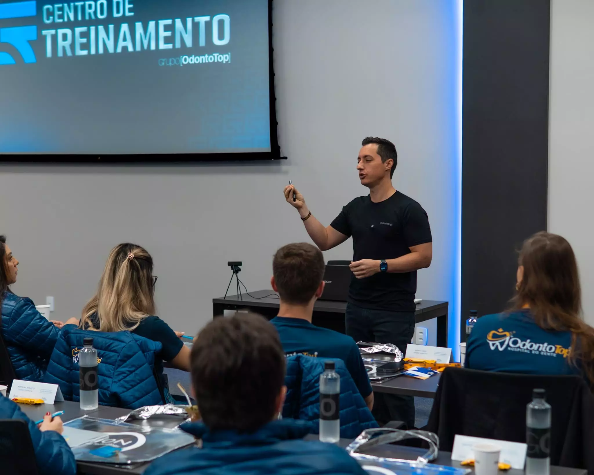 Qualidade e evolução: hoje tivemos um treinamento focado nos especialistas em prótese dentária!